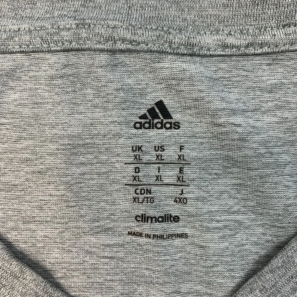 Adidas Training T Shirt Mens XL Extra Large Gray Climalite Short Sleeve Spacedye